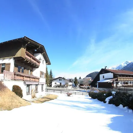 Family Friendly Chalet - Central With Beautiful Mountain Views Apartment Seefeld in Tirol Exterior photo