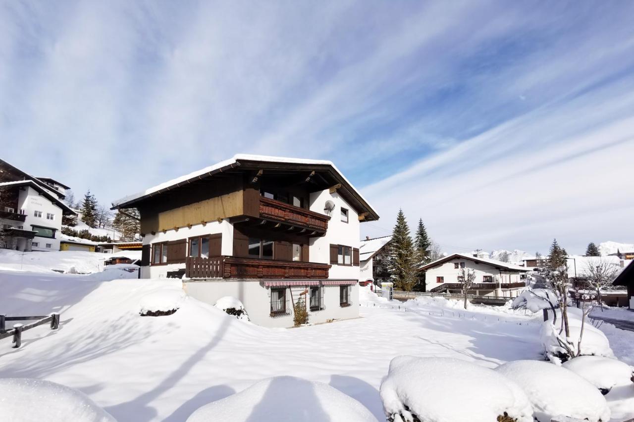 Apartment Family Friendly Chalet - Central With Beautiful Mountain Views *